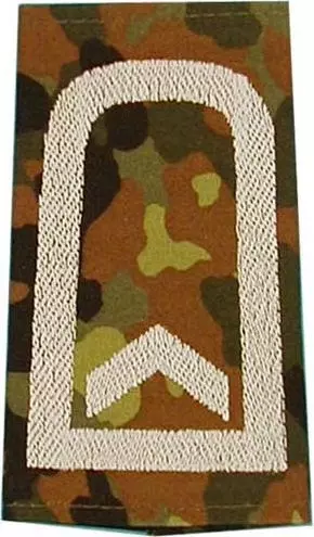 Rangschlaufen Feldwebel flecktarn/weiß