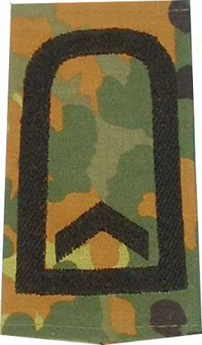 Rangschlaufen Feldwebel flecktarn/schwarz mit Klett
