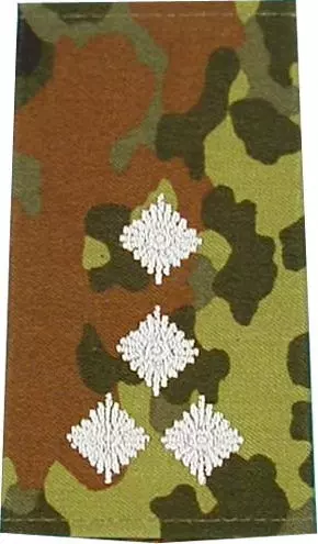 Rangschlaufen Stabshauptmann flecktarn/weiß