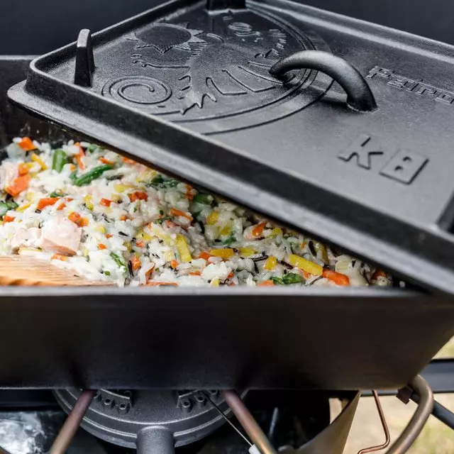 Petromax Kastenform mit Deckel k8 2